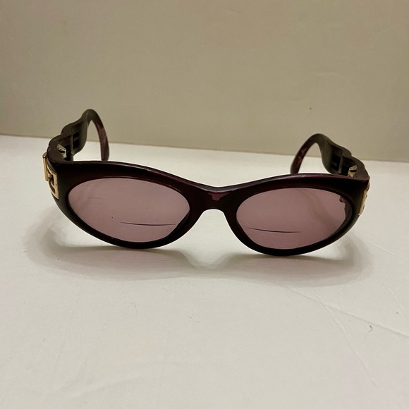 Vintage, Fendi Burgundy Bi-Focal with Case (5.5in x 1.75in x 2.5in) - Picture 4 of 14